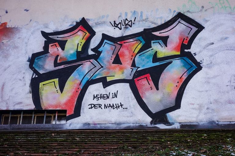 La fiscal pide 4 años de cárcel para un grafitero que agredió a un vigilante