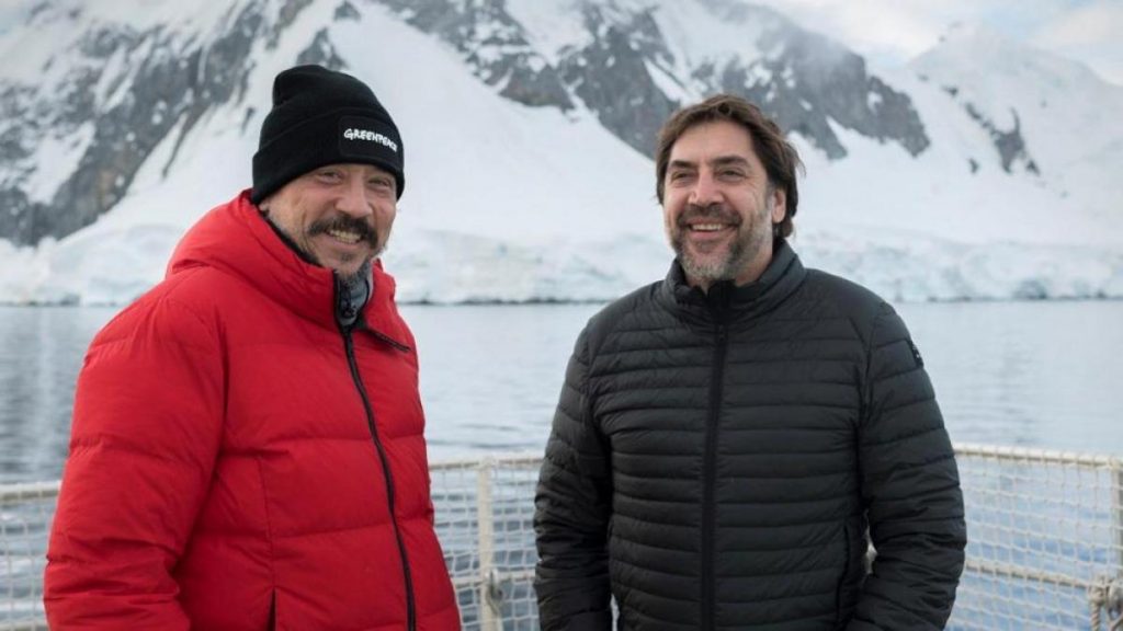 Carlos Y Javier, En La Antártida Rodando 'Santuario'.