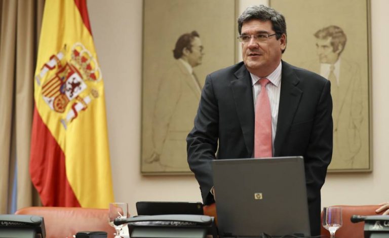 Escrivá no descarta que vaya a haber algunos EREs