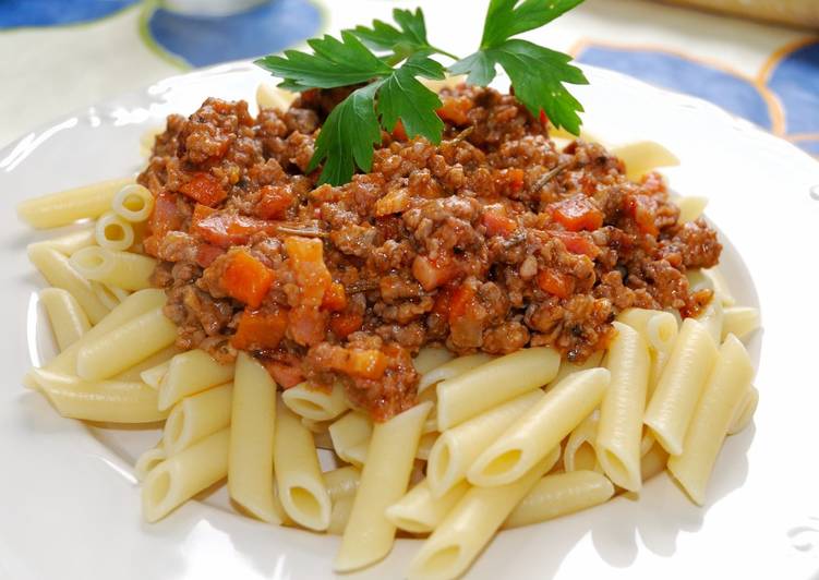 Macarrones Con Tomate: Cómo Prepararlos En 15 Minutos En El Microondas Y Comer Como Un Rey