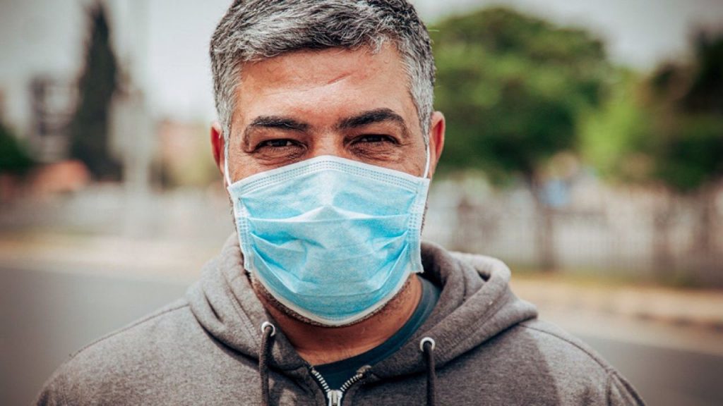 Al Llevar Mascarilla Respiramos Más Por La Boca 