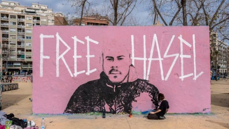 Pablo Hasel, ¿mártir?: El papá rico, el abuelo franquista y todo lo que ‘esconde’ el rapero detrás