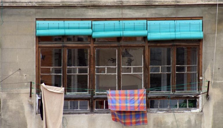 Persianas enrollables, «el mejor traje» para tus puertas y ventanas