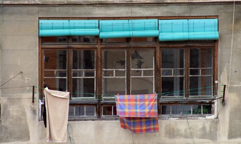 Persianas enrollables, «el mejor traje» para tus puertas y ventanas