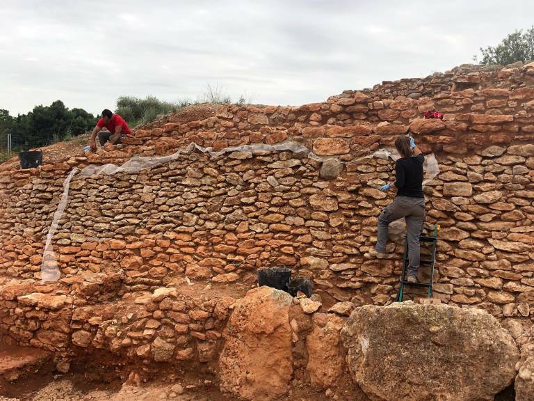 El Ayuntamiento de Borriana pone al descubierto nuevos restos de la muralla medieval