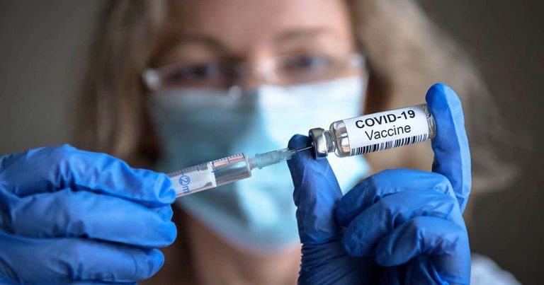 COCEMFE piden a Sanidad ser prioridad en la estrategia de vacunación