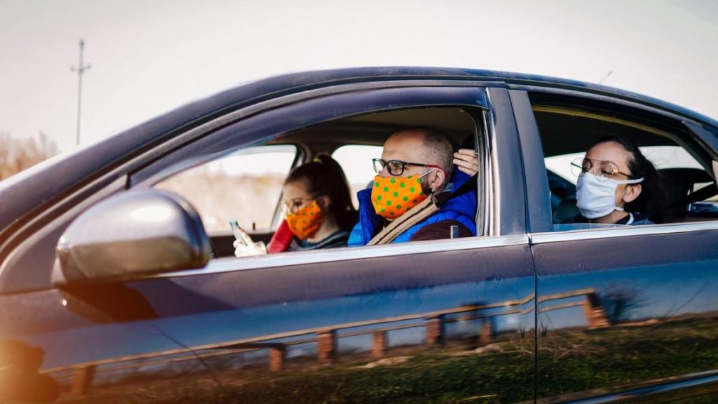 Cuidado Con Las Restricciones A La Hroa De Viajar En Coche.
