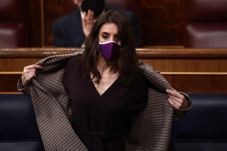 Montero dice que «el problema» del PP con el CGPJ no es UP, sino «Bárcenas cantando la traviata»