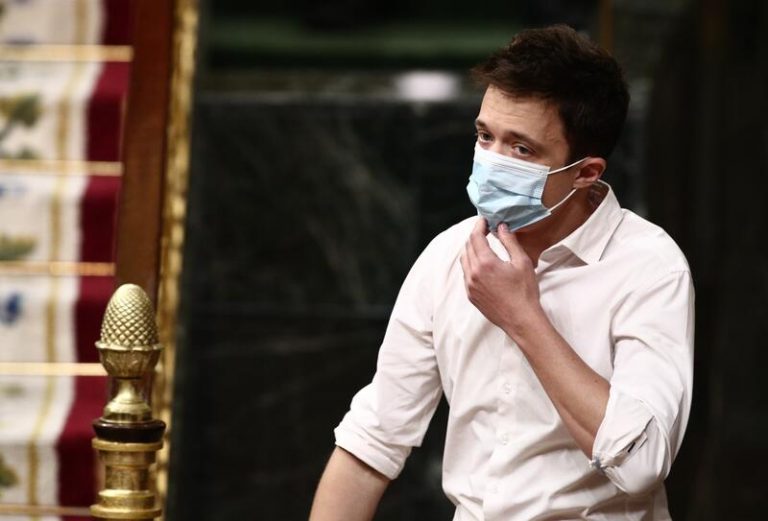 Diputado grita «vete al médico» a Errejón cuando pregunta a Sánchez por la salud mental