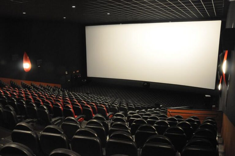 Cines Yelmo reabre sus salas cerradas por la pandemia