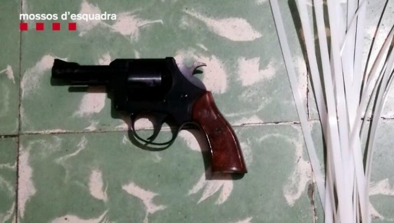 Seis detenidos por robo y agresión sexual en un prostíbulo en Terrassa
