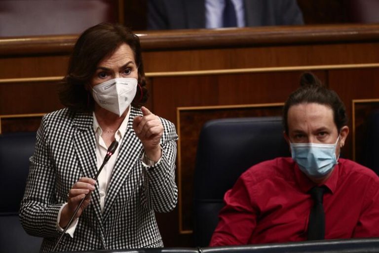 Calvo acusa a Ayuso de no «tomar decisiones» ante el incremento de casos