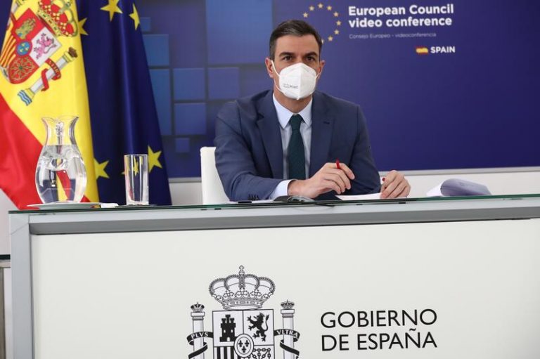 Sánchez pide la puesta en marcha del Certificado Verde Digital para una movilidad segura en la UE