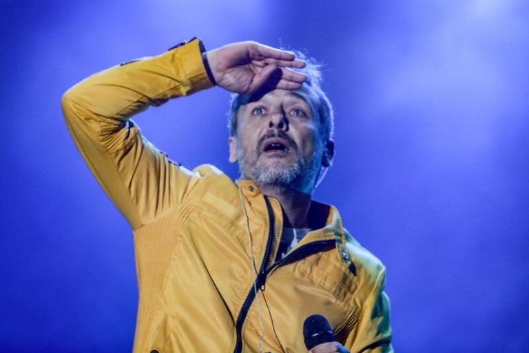 El Palau Sant Jordi acoge un concierto piloto «sin distancia» con Love of Lesbian