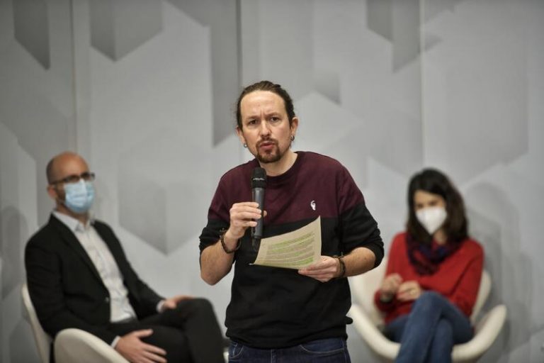 Iglesias pide reeditar en Madrid el Gobierno de coalición para acabar con la «derecha corrupta»