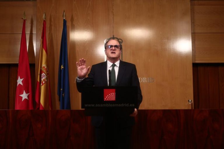El PSOE ve en Madrid «un auténtico desmadre» con el «turismo de borrachera»