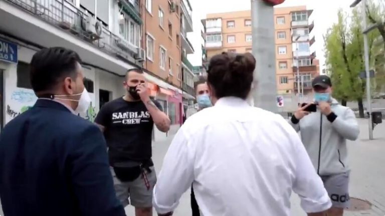 Iglesias acusa a Vox y Ayuso de enviarle a sus «cachorros», «unos canallas neonazis»