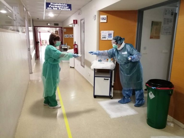Andalucía suma 746 casos, dos muertos y la tasa repunta hasta 122