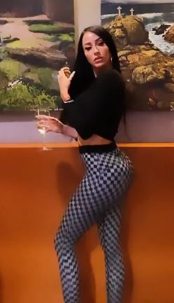 Aurah Ruiz 4 1
