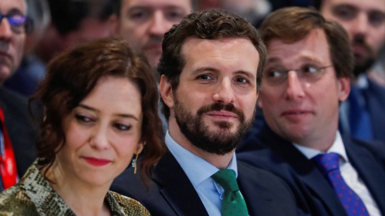 El PP se lanza a por los votantes de Cs y Vox en Madrid