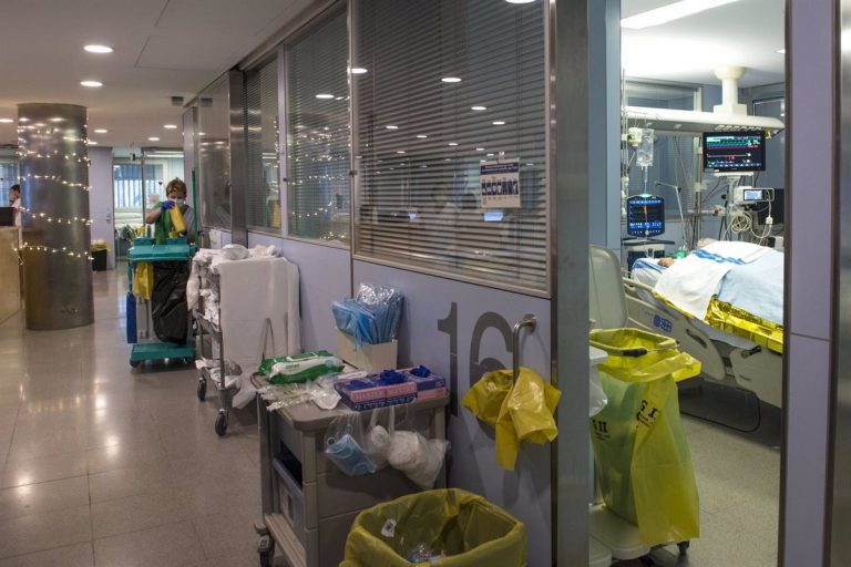 Cataluña registra 1.789 casos y 17 muertes más en las últimas 24 horas