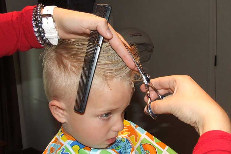 Cómo Cortarle El Pelo A Un Niño