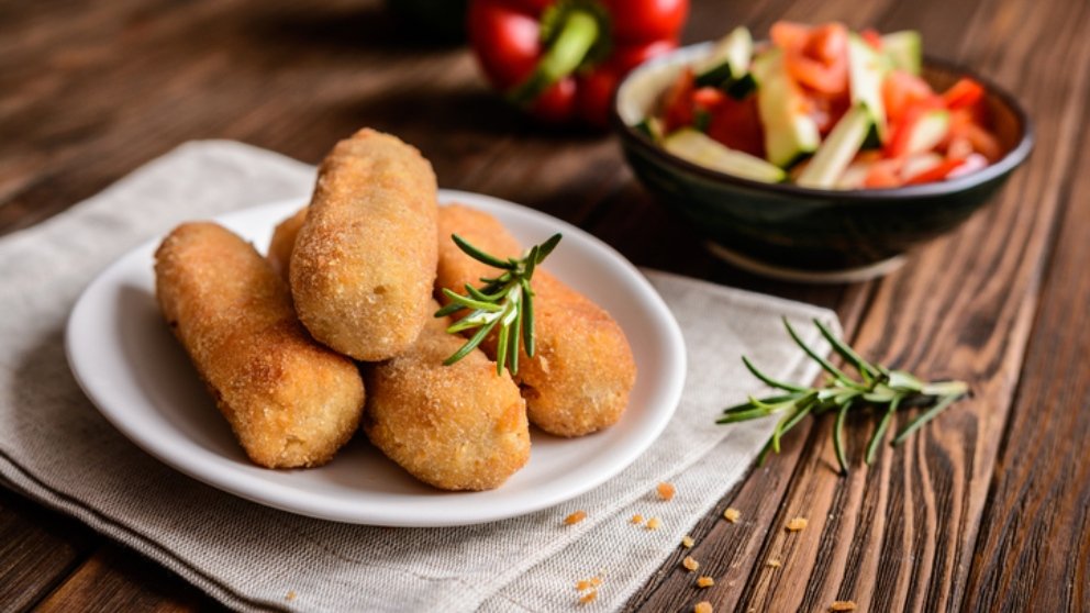 Croquetas De Jamón Cocido Con Huevos Al Horno