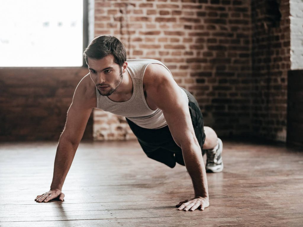 Cómo hacer flexiones y no lesionarte a la primera