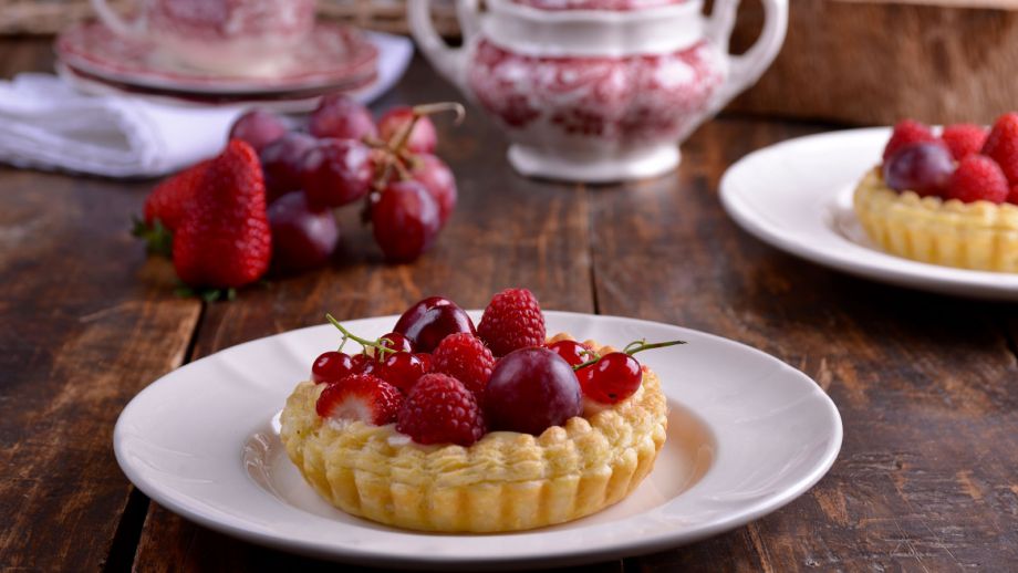 Receta De Tartaletas De Crema Pastelera Con Frutas Rojas