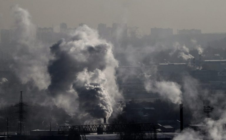 Descenso record de emisiones de CO2 en España, gracias a la pandemia