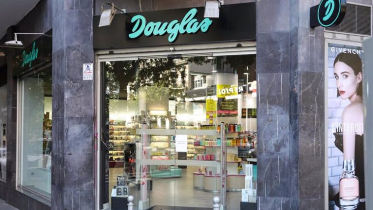CC.OO., USO y UGT consideran «poco realista» el plan de viabilidad de Douglas