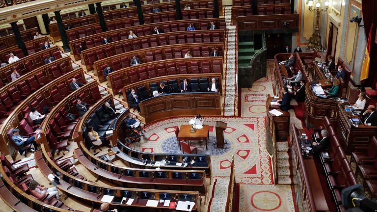 ERC, Junts y la CUP votan distinto el decreto de ayudas en el Congreso