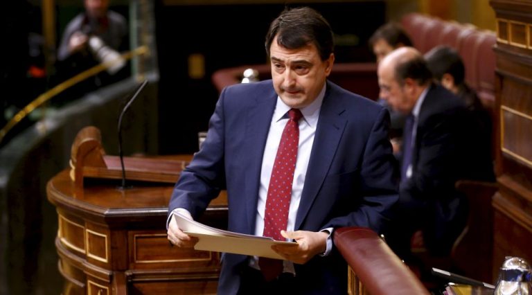 El PNV lleva al Congreso la derogación de las sanciones por desobedecer al TC