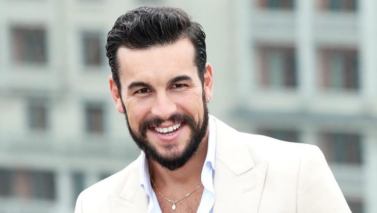 ¡Estaba irreconocible! Así fue la primera aparición de Mario Casas en la televisión