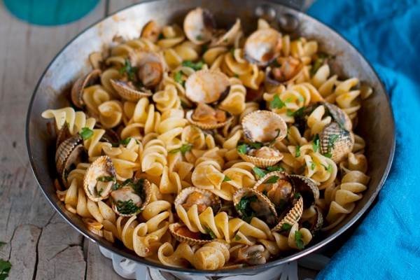 Fusilli a la marinera: la receta tradicional para un plato “de muerte”