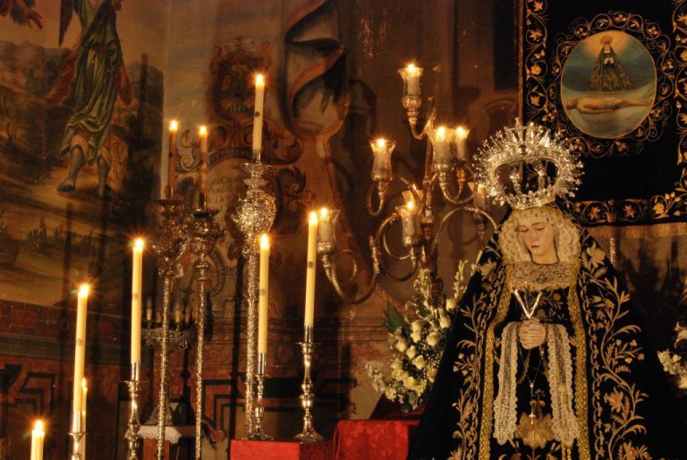 Liberan a un preso en un acto en el Monasterio de San Jerónimo