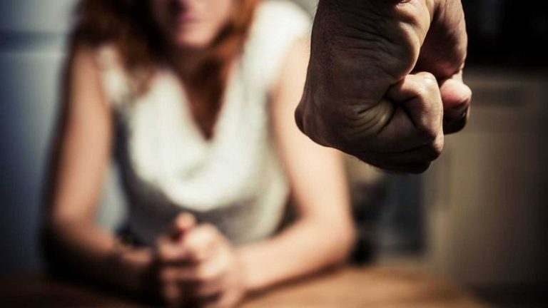 La violencia de género supuso una media de 62 asesinatos anuales entre 2003 y 2017