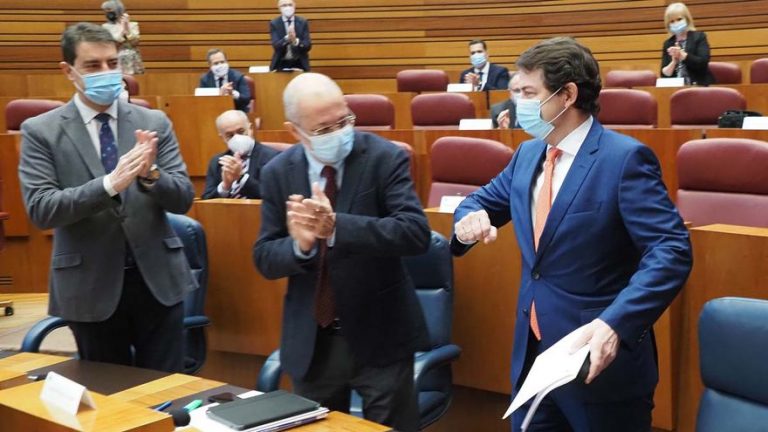 Mañueco insta a Tudanca a pedir disculpas por ensuciar la política