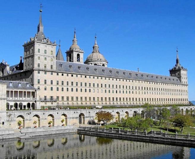 Monasterio Y Sitio De El Escorial En Madrid