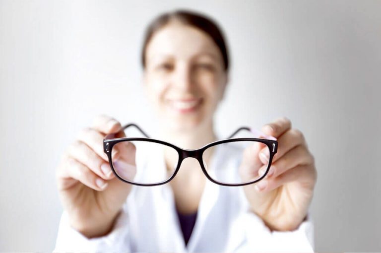 Qué es el astigmatismo