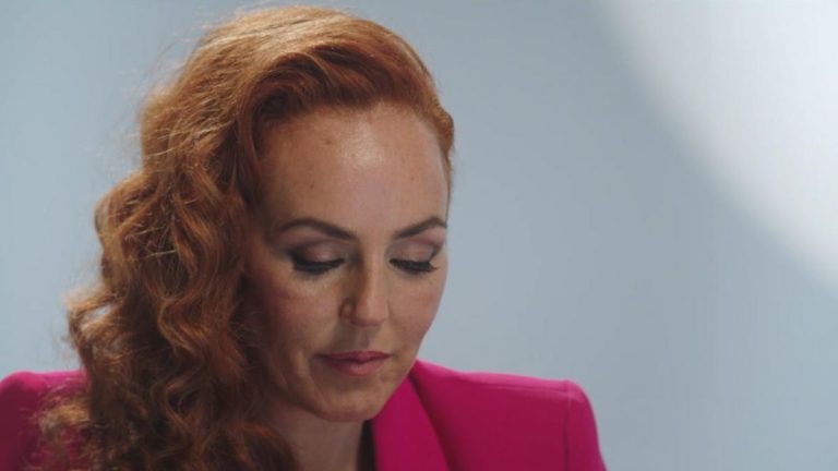 Feministas aplauden el testimonio de Rocío Carrasco