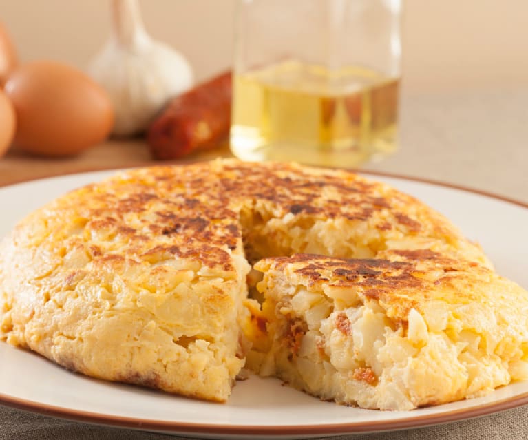 Prepara Una Rica Tortilla De Patatas En Pocos Minutos