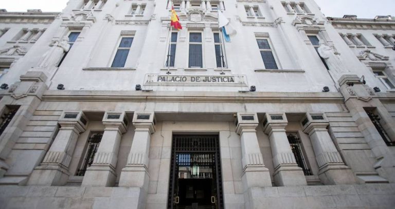 El TSXG obliga a la Xunta a incluir a interinos en la carrera profesional