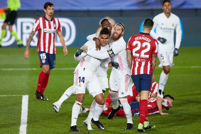 Atlético de Madrid y Real Madrid empatan y el Barça se beneficia