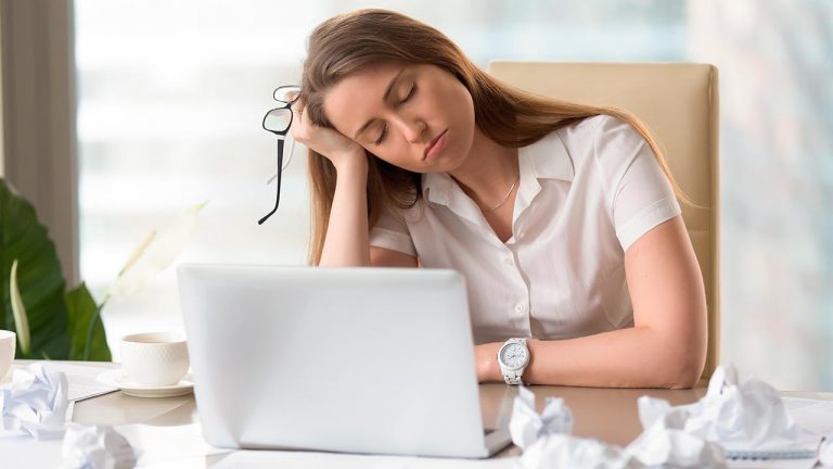 ¿Astenia primaveral? Consejos para superar el cansancio que llega con el buen tiempo