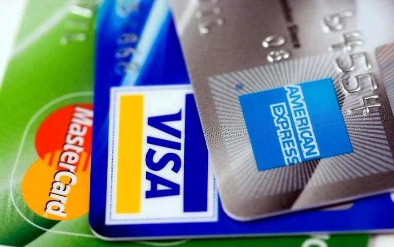Detenidas 6 personas por estafar 150.000 euros con tarjetas bancarias