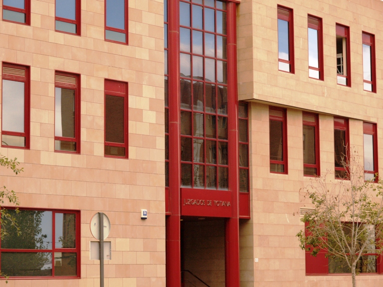 La jueza desestima la solicitud de archivo de la causa de Conesa