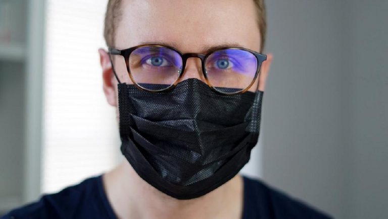 Las mascarillas FFP2, protección e imagen de marca