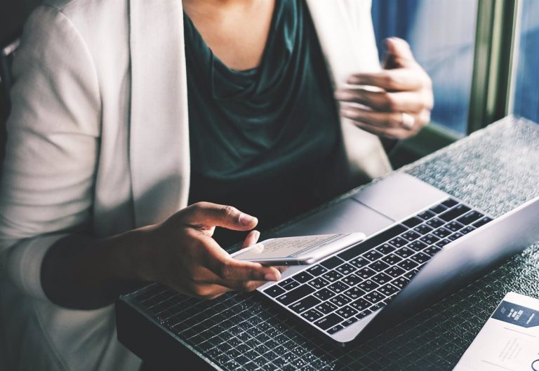 El número de mujeres directivas en Cataluña alcanza la media europea