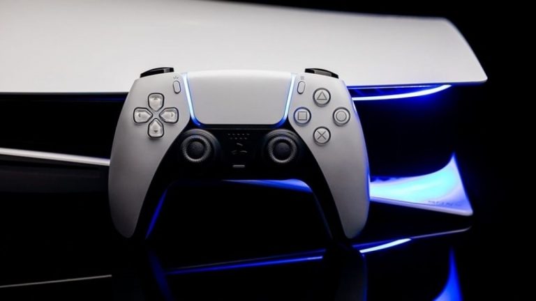 ¿Tienes una PS5? Así puedes jugar desde el móvil o PC